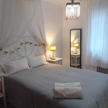 Vivienda En Casco Antiguo De Apartment Vigo